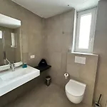 Otel Petit