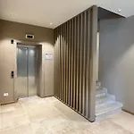 Otel Petit