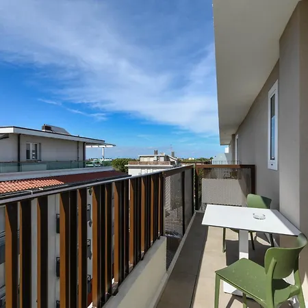 Petit Hotel 3*
